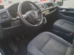 VOLKSWAGEN T6 CARAVELLE 9 POSTI 2.0 TDI 150 CV pieno